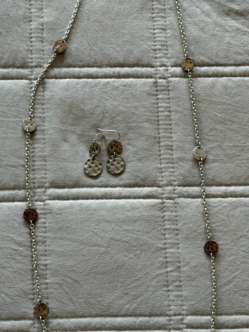 Premier Designs Multi Tone Chain Necklace and Dangle Earrings